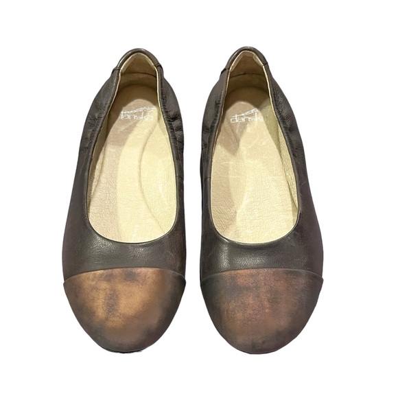 Dansko Lisanne Chocolate Burnished Nubuck Hidden Wedge Flat - Picture 4 of 8